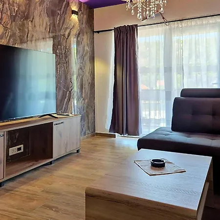Appartamento Beautiful In With Wifi Obrovac